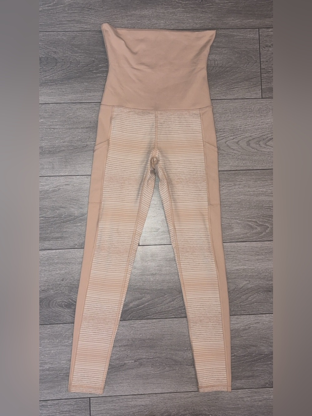 Offline by Aerie The Hugger Foldover High Rise Leggings Beige Size Small Euc